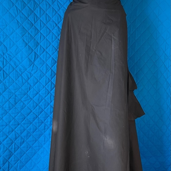 skirt - Picture 2 of 2